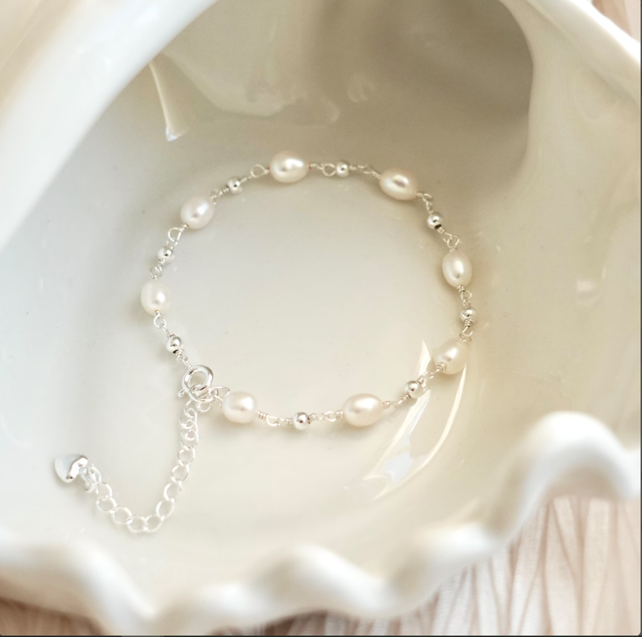 Grand River Pearl Bracelet